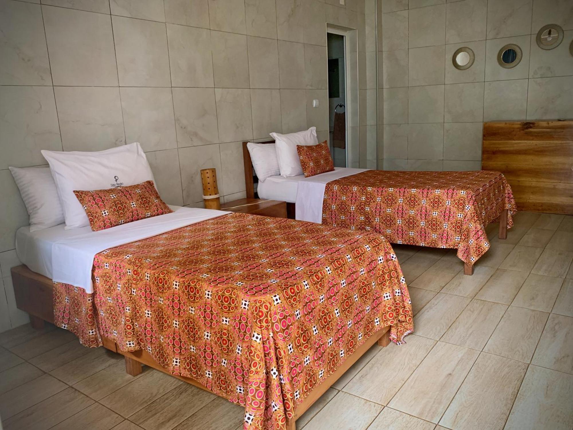Sao Pedro Guesthouse Сан-Томе Екстер'єр фото